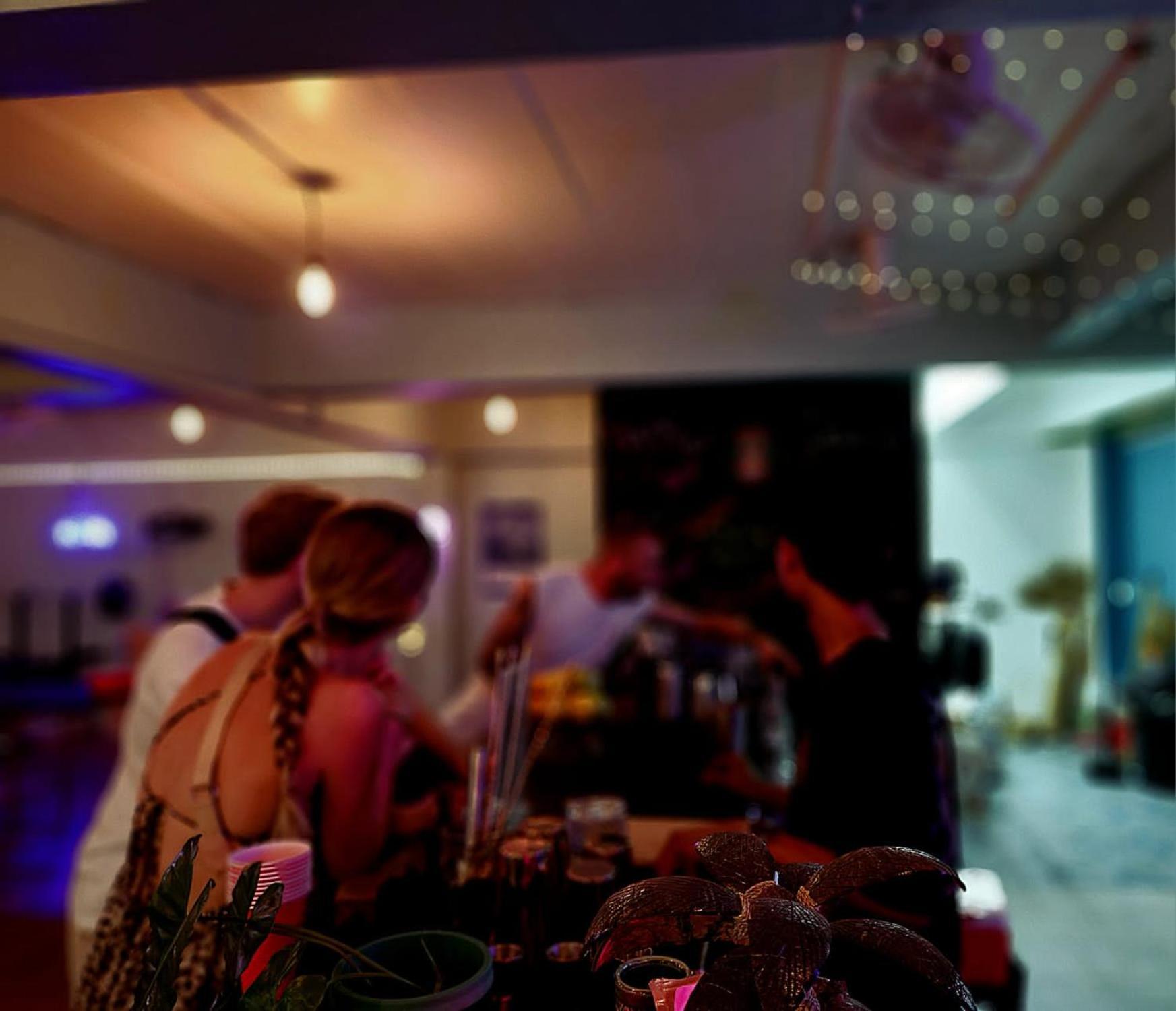 Tiki Tribe Bar & Hostel タオ島 エクステリア 写真