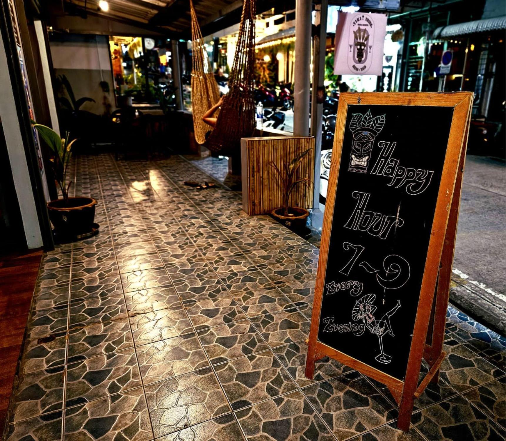 Tiki Tribe Bar & Hostel タオ島 エクステリア 写真