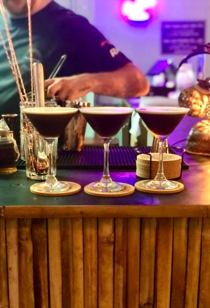 Tiki Tribe Bar & Hostel タオ島 エクステリア 写真